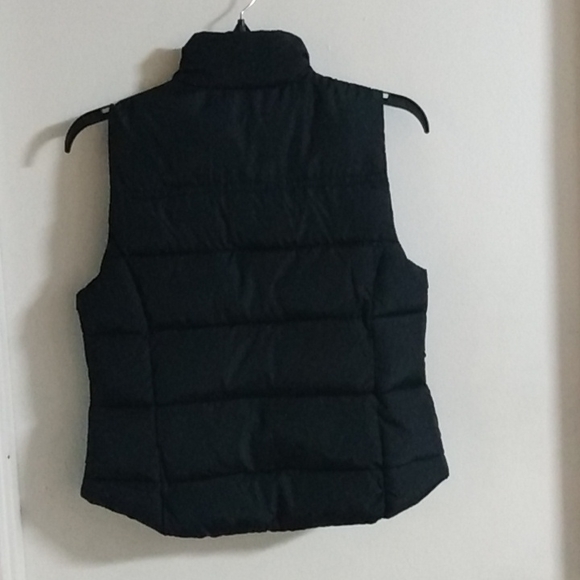 Girls Arizona Jeans Puffer Vest Size S NWOT - Picture 2 of 3